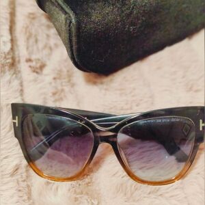 Tom Ford Gradient Sunglasses - Black and Brown